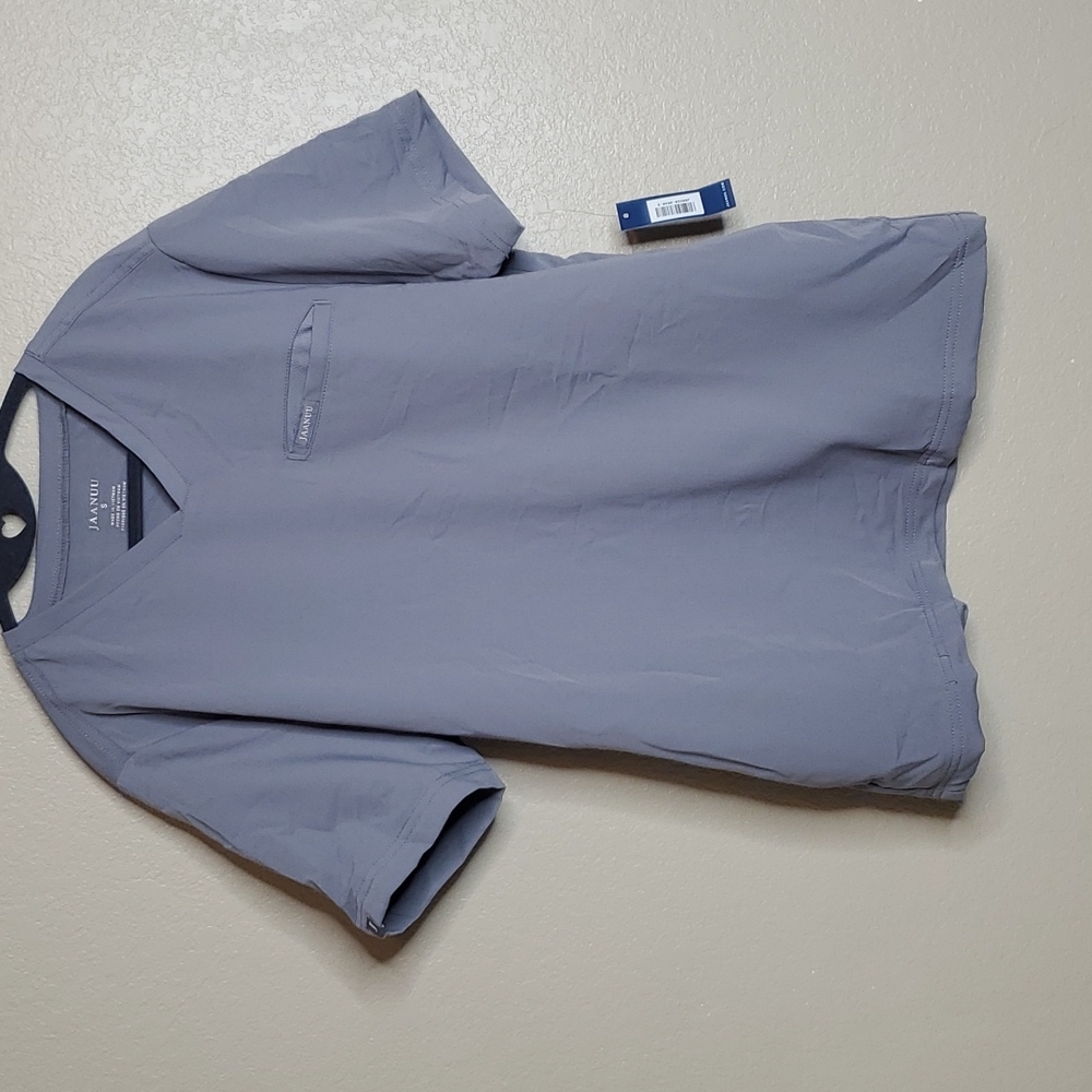 JAANUU NWT 4 Pocket V Neck Scrub Top Gray Small